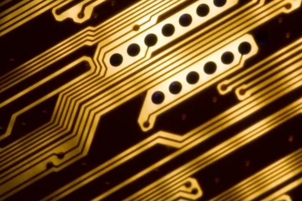 PCBA制作工艺镀金与沉金的区别