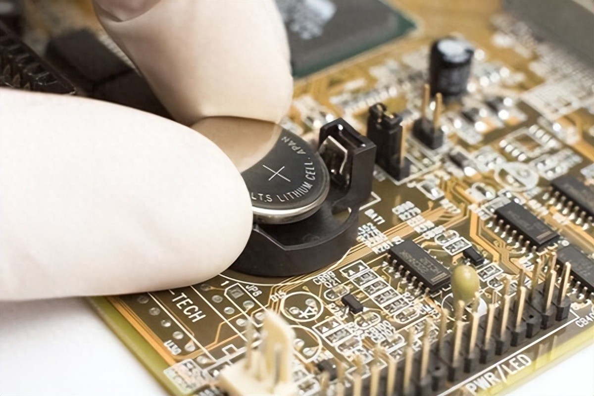 PCB如何进行散热？